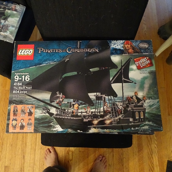 theee lego sets - Picture 2 of 6